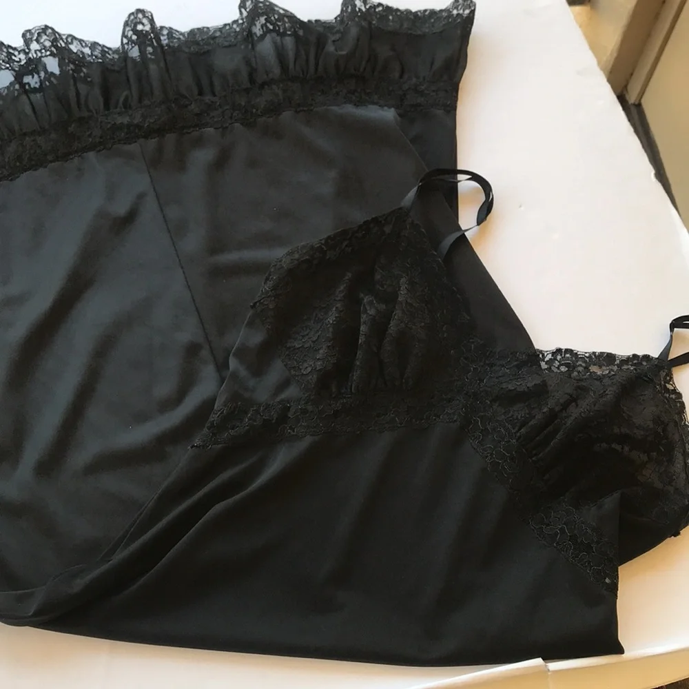 True Vintage 50’ Black Goth Sexy Magic Rare Girly Coquette Lace Tulle Vampire 36 - Picture 14 of 17